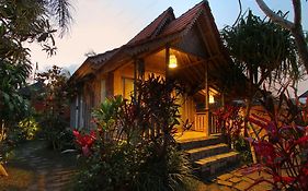 Suarti Boutique Village